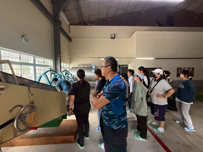113-2課程參訪紀實|園藝科師生走訪林旺製茶廠,體驗製茶職人精神圖片